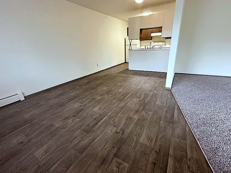 Southgate Apartments — Photo 62