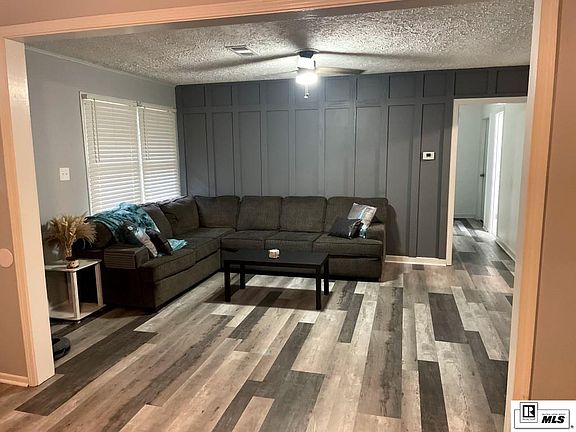 2nd image of 10571 Magnolia Dr