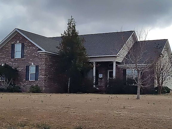3rd image of 633 Sunny Pond Ln