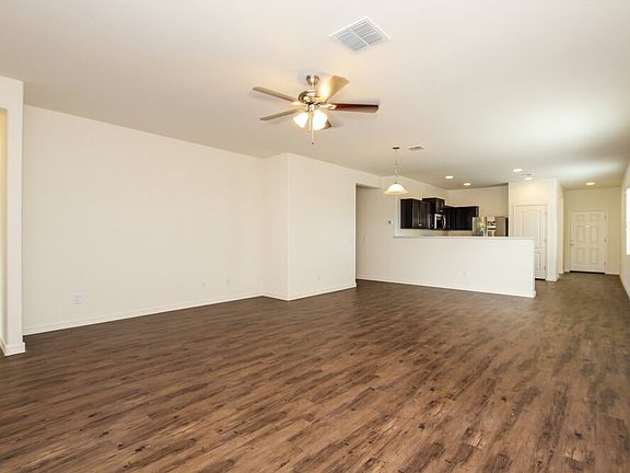 3rd image of 4116 S 81st Dr