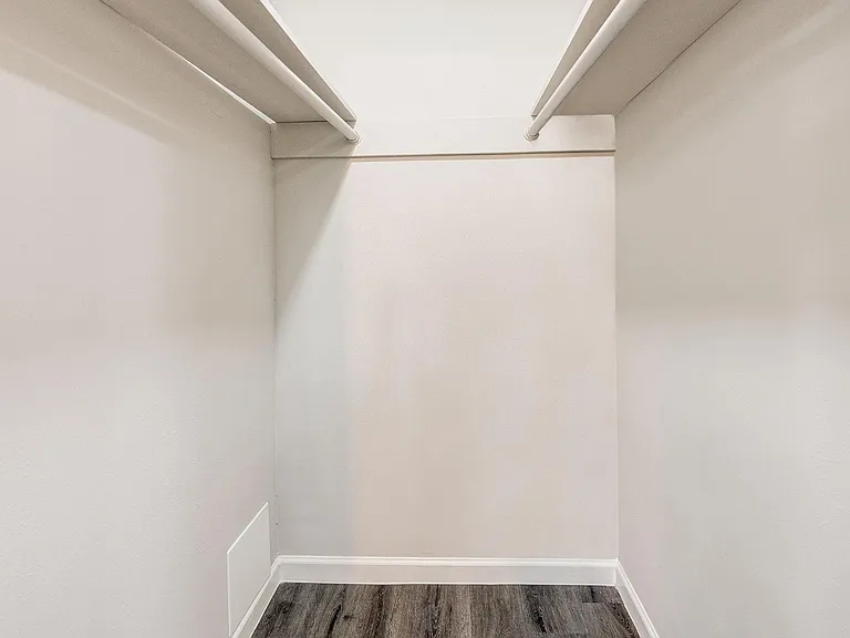 9617 Caffrey St — Photo 19