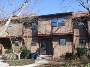 96 Bluebird Dr, Hillsborough, NJ 08844