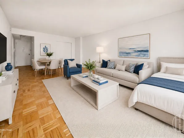 155 East 34th Street image 1 of 8