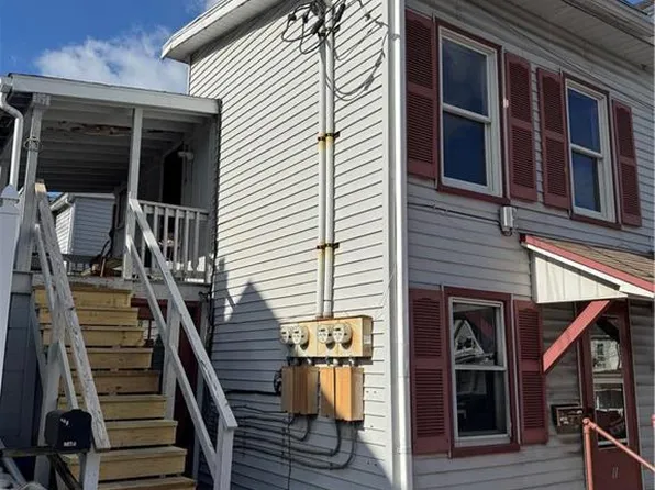 101 Center Ave APT 3, Jim Thorpe, PA 18229