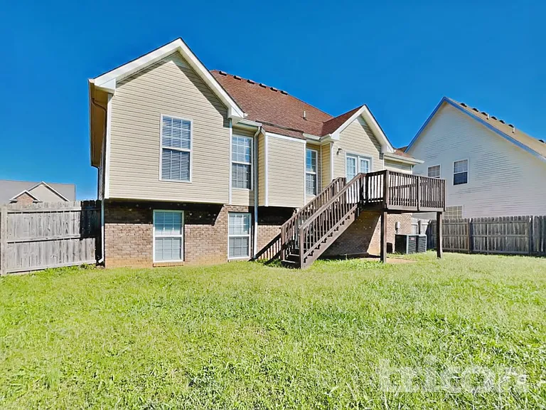 3479 Melrose Dr — Photo 24