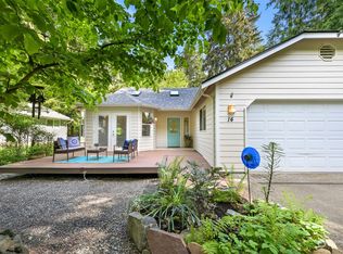 14 Sunnyside Ln, Bellingham, WA 98229