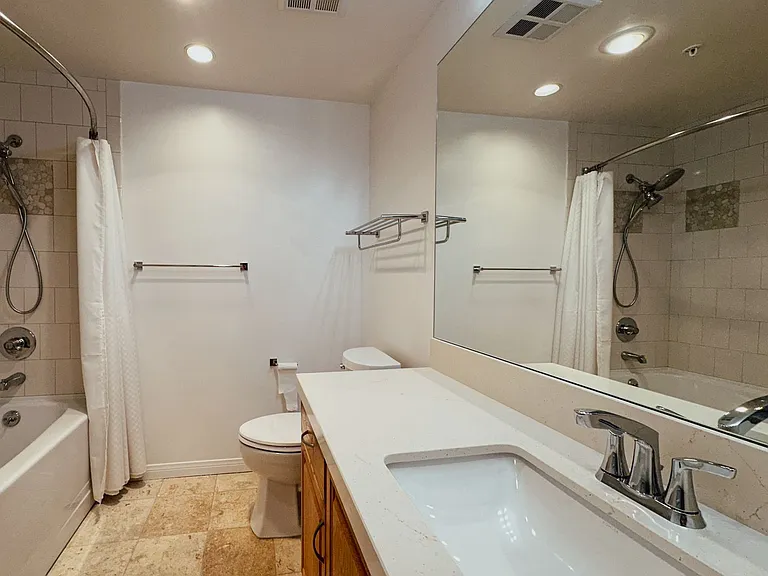 555 Front St #602 — Photo 21