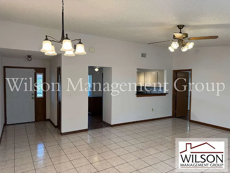 1420 Flamingo Dr — Photo 6