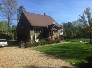 2077 Sourek Trl, Akron, OH 44313