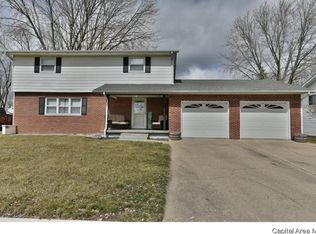 437 Armor Rd, Springfield, IL 62704