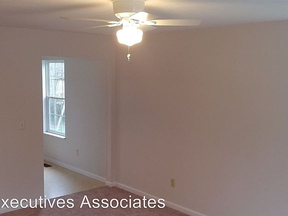 4th image of 2338 Dodson Ave