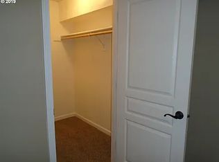 11046 SW Greenburg Rd APT 231, Tigard, OR 97223