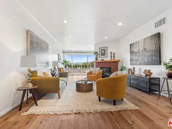 12830 Burbank Blvd Unit 322, Valley Village, CA 91607