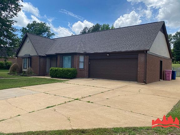 3rd image of 7211 Grove Park Rd