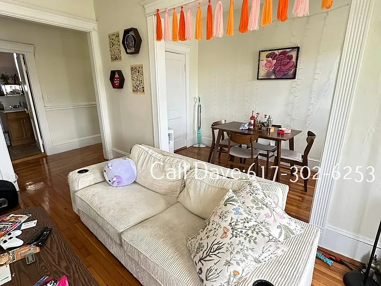 1377 Commonwealth Ave #A — Photo 3