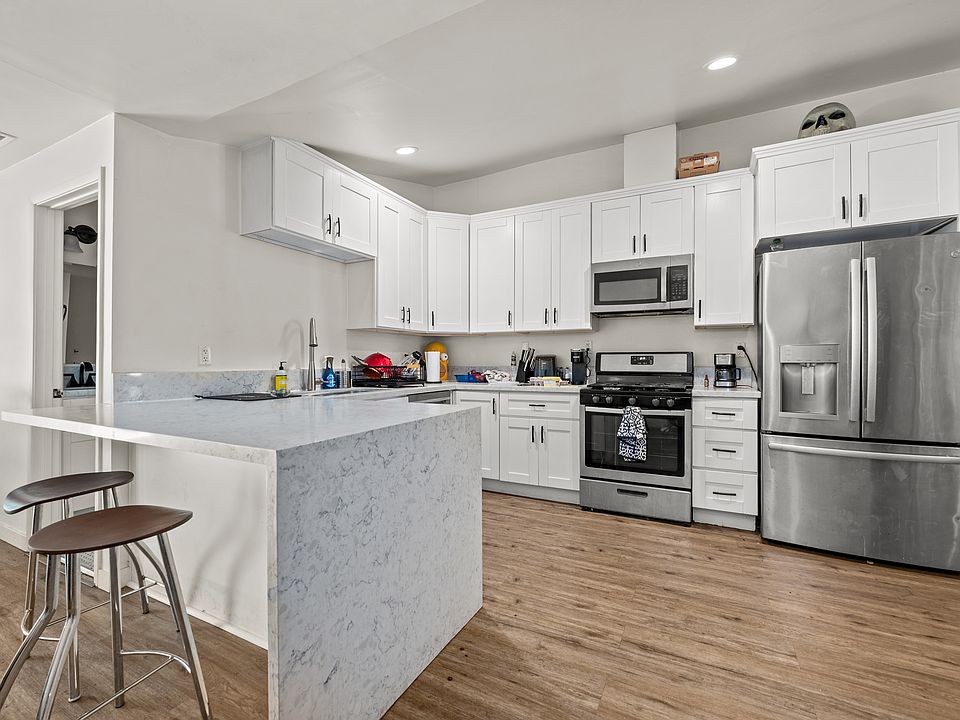 1st image of 5240 Remington Rd