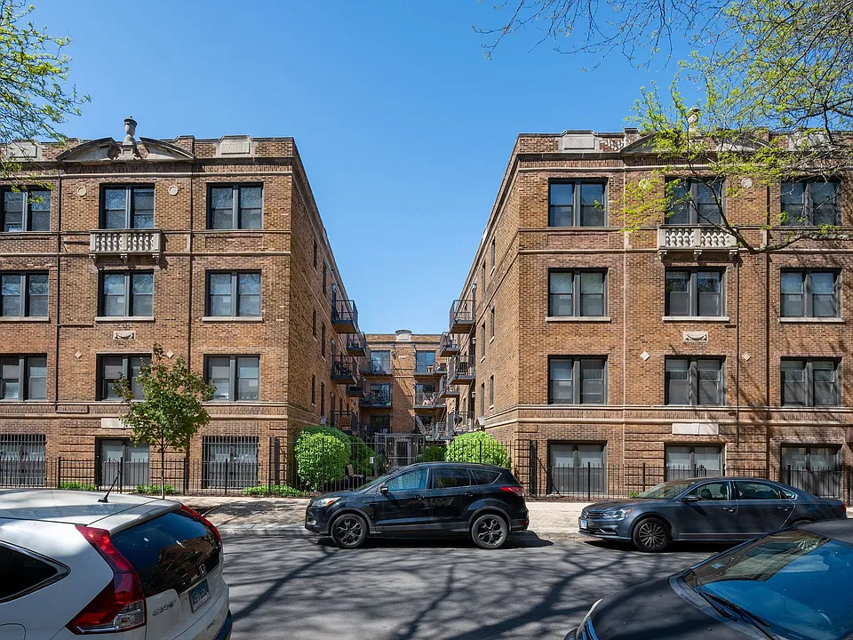 920 W Oakdale