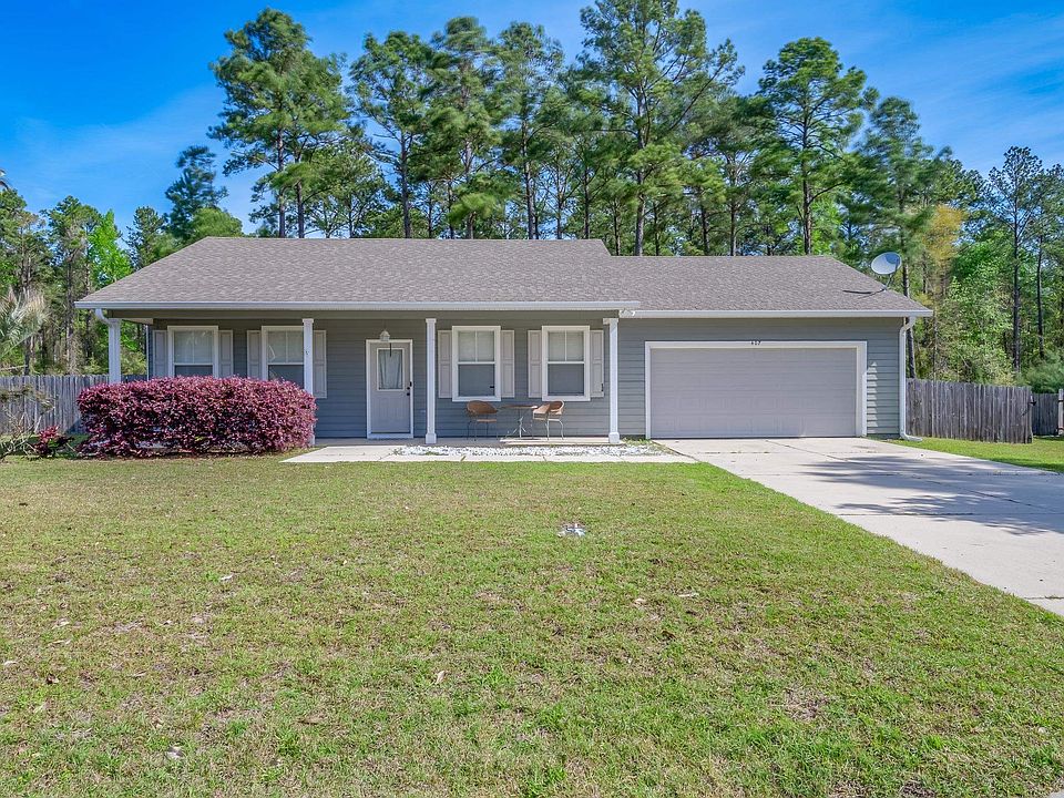 1st image of 407 Parkside Cir