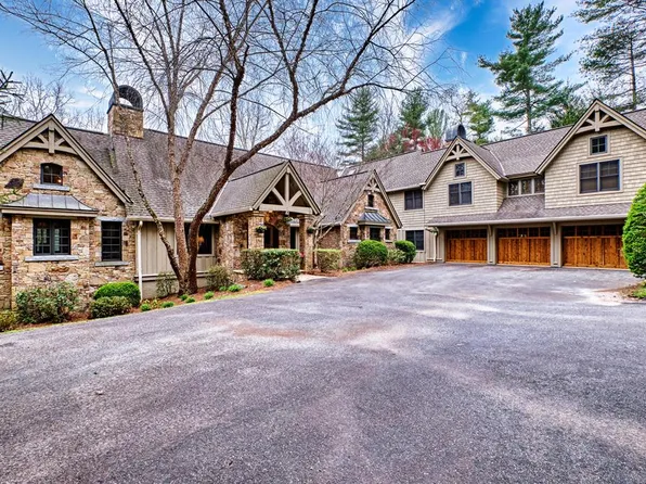 292 Stillpoint Ln, Glenville, NC 28736