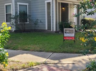 19042 Remington Mill Dr, Houston, TX 77073