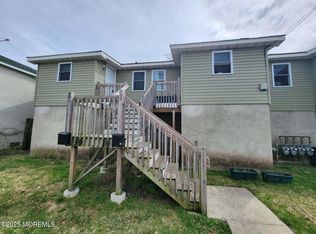 96 Seeley Ave, Keansburg, NJ 07734