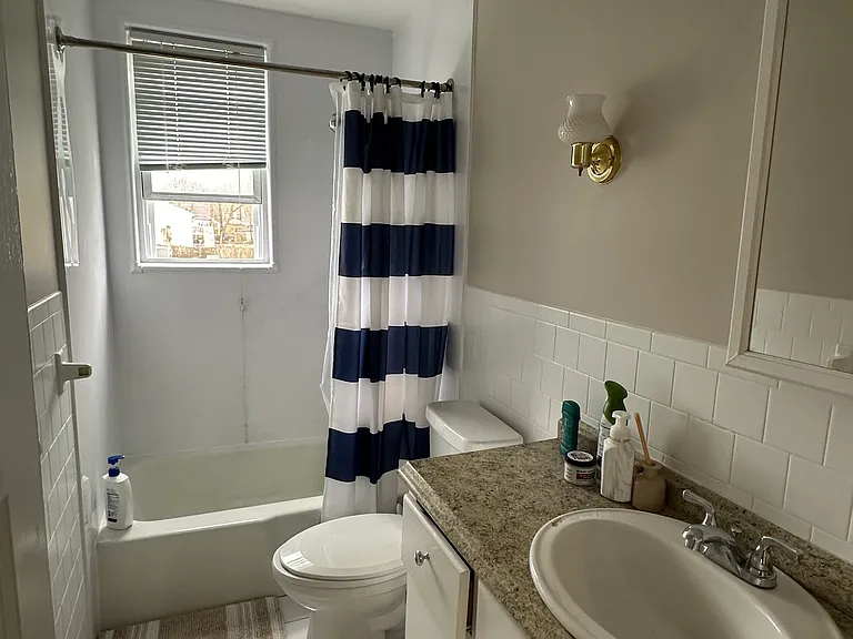 29 Prospect St #2 — Photo 5
