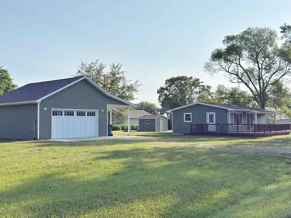 7489 Sunset Blvd, Lexington, MI 48450