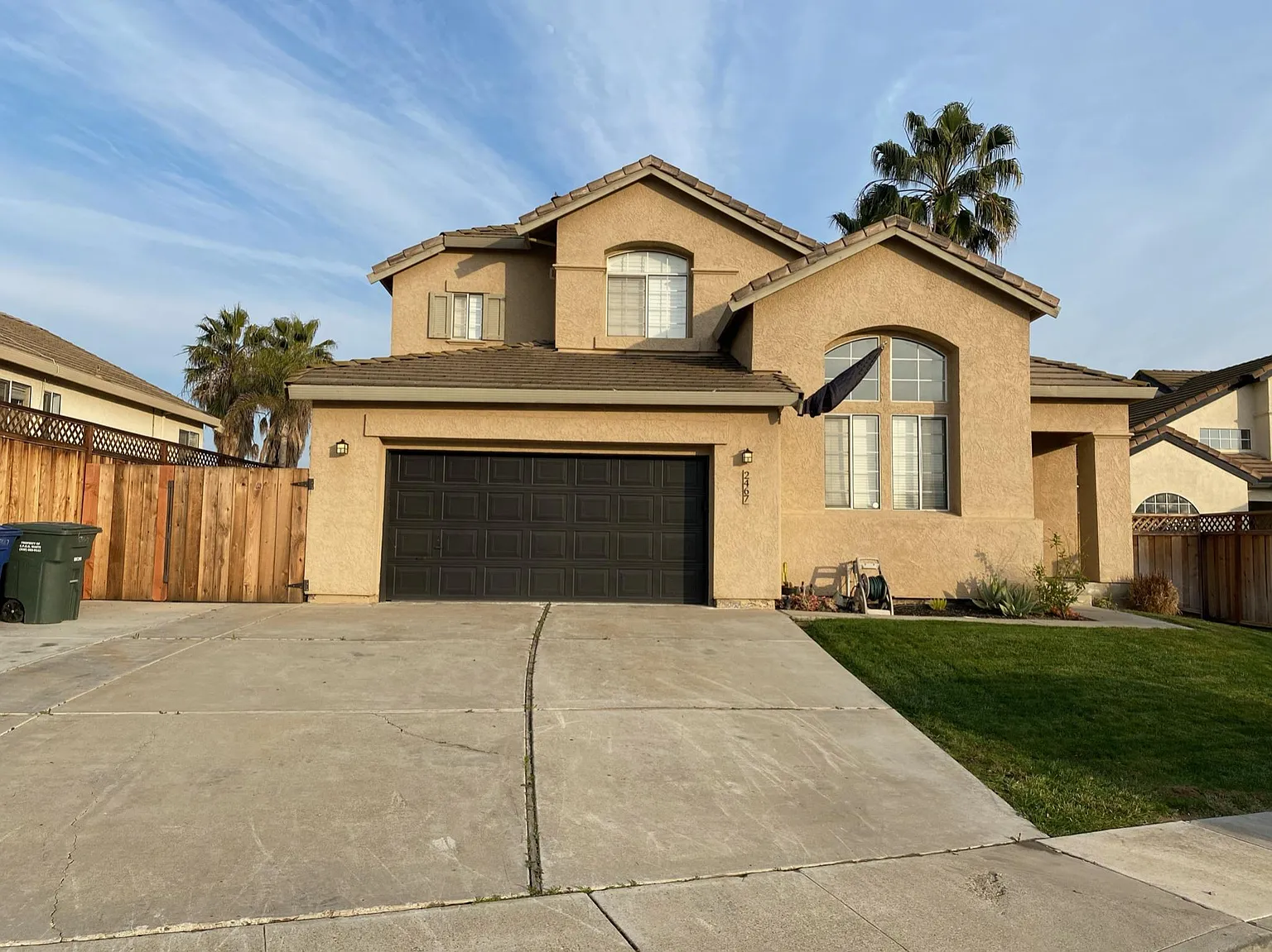 2467 Cove Pl photo 1