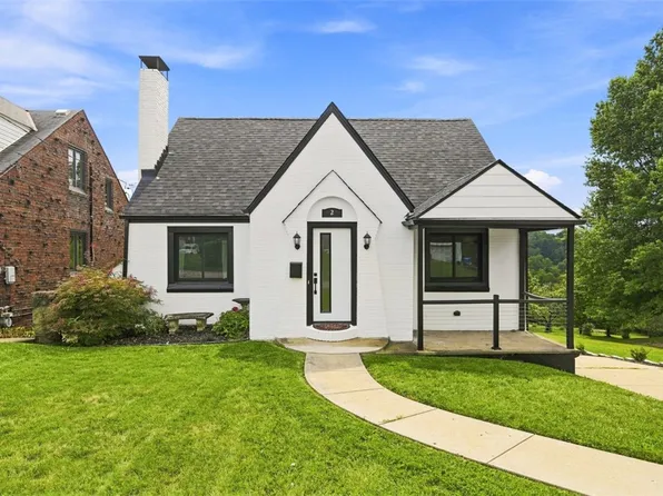 2 Windridge Dr, Pittsburgh, PA 15227