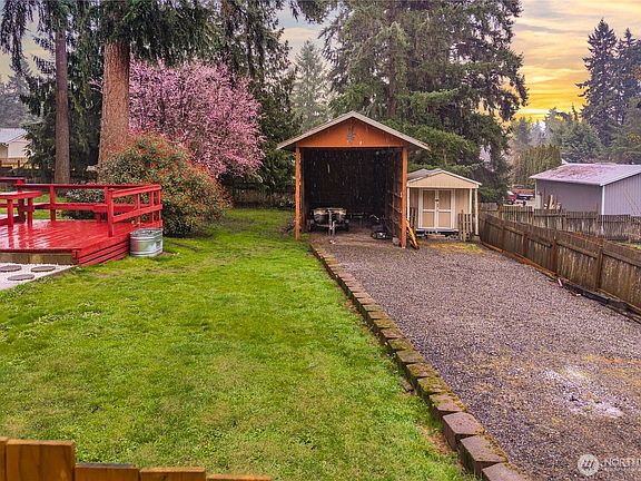 5th image of 12607 216th Avenue Ct E