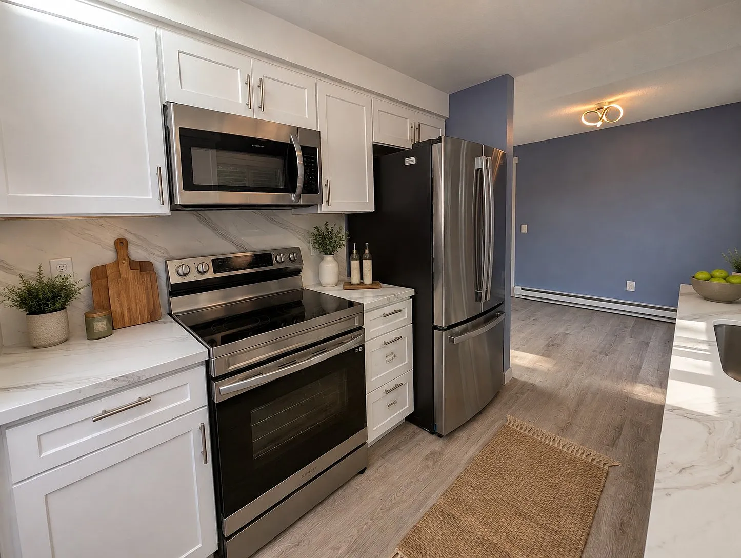 Cozy 3 Bed 1 Bath Completely Remodeled Home in Marysville - $2800 - Available 10/01/2026 — Photo 4