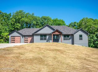 5610 Rylan Rd, Henley, MO 65040