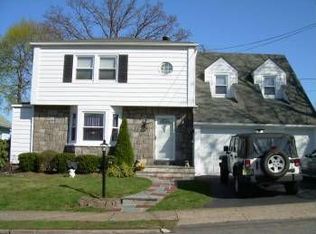 116 Garfield Pl, Totowa, NJ 07512
