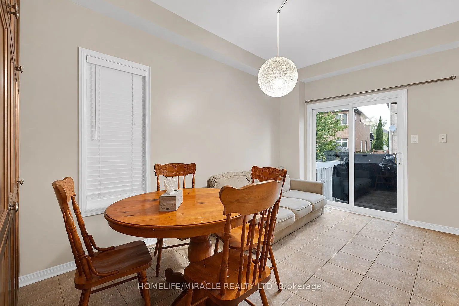 3 bed, $3,500 — Photo 4