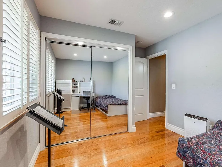 12371 Saraglen Dr — Photo 20