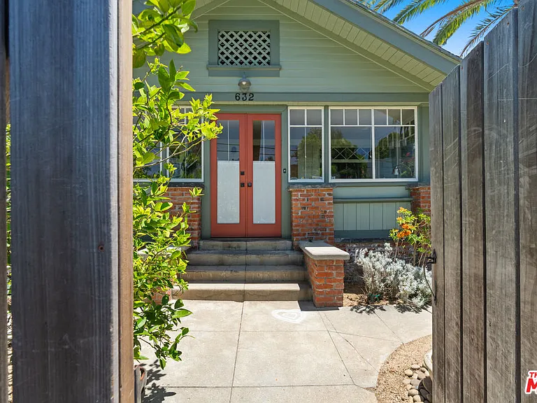 632 California Ave — Photo 6