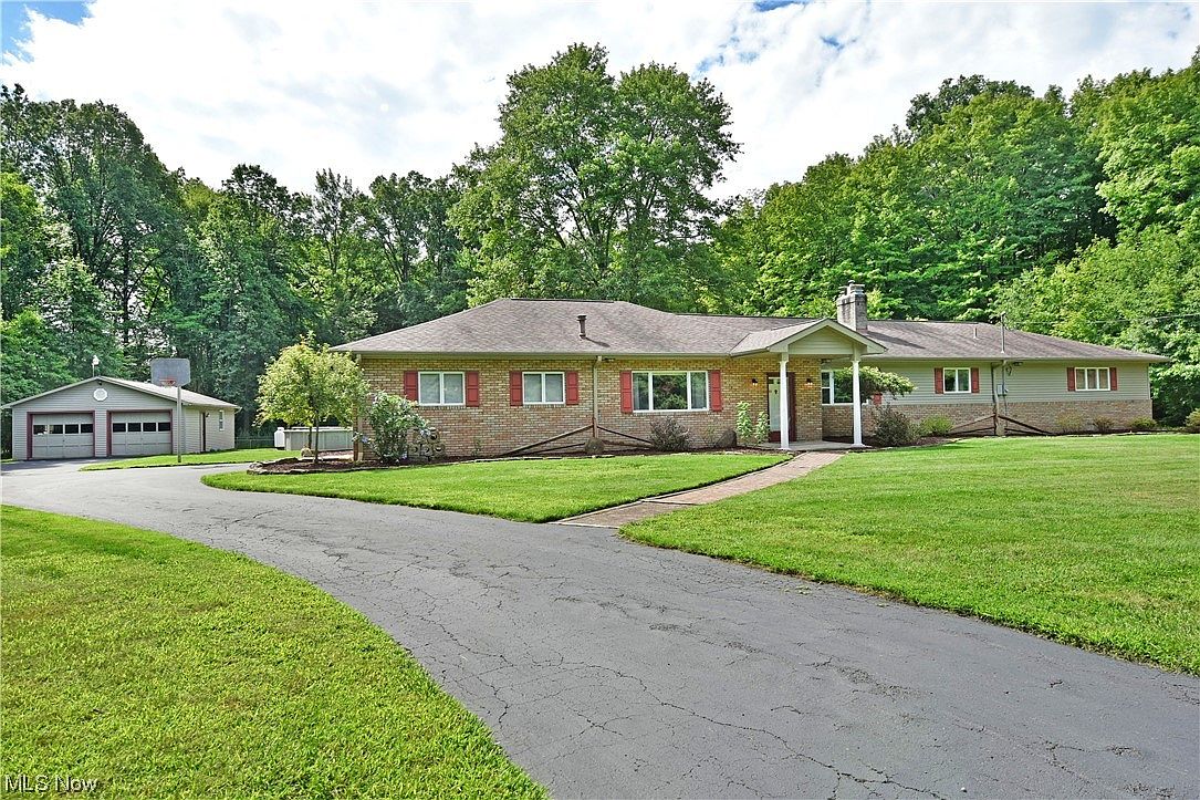 2619 Tibbetts Wick Rd, Hubbard, OH 44425 Zillow
