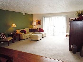 3rd image of 2901 Paddock Plz APT 102A