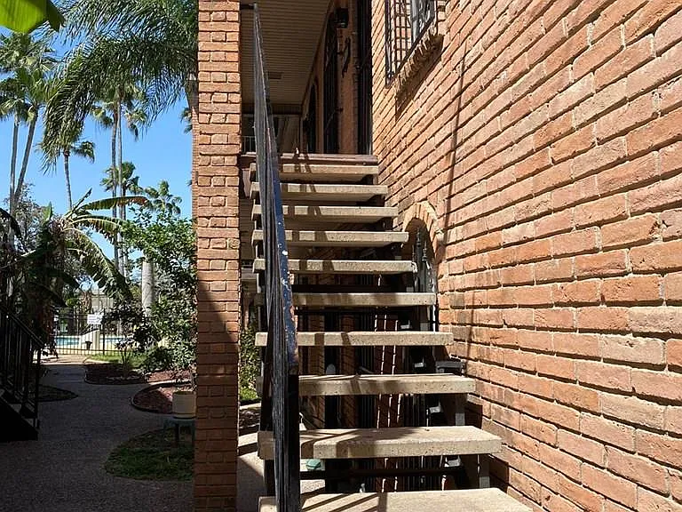 1900 University Blvd #3012 — Photo 3