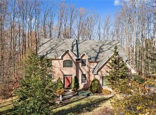 6419 Glen Rd, Coopersburg, PA 18036