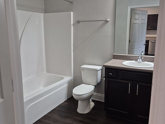 5th image of 101 Church Ave SE #204