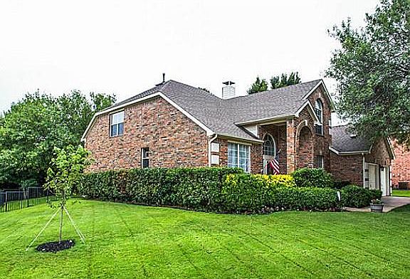 2nd image of 1401 Cedar Bluff Ln