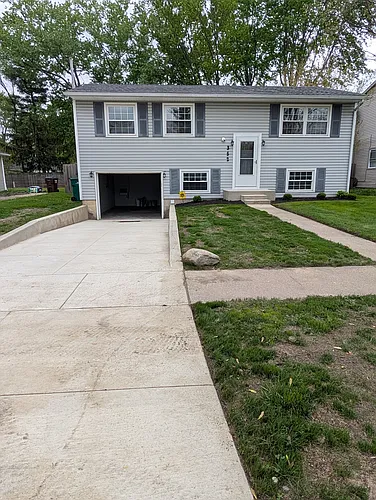352 Cheswick Rd Photo 1