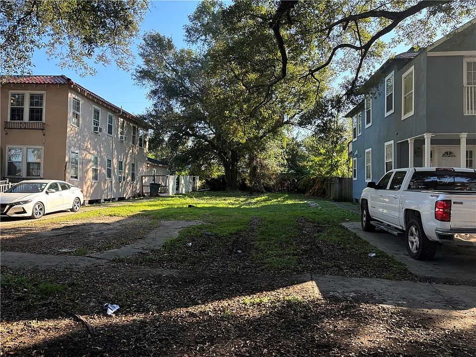 1st image of 3419 Louisiana Avenue Pkwy
