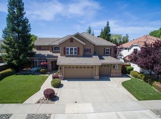 216 Crescent Dr, Roseville, CA 95678