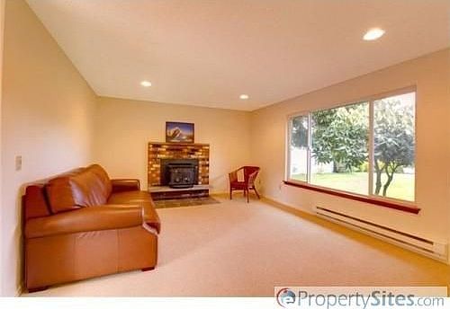 4th image of 4619 31st Ave SE