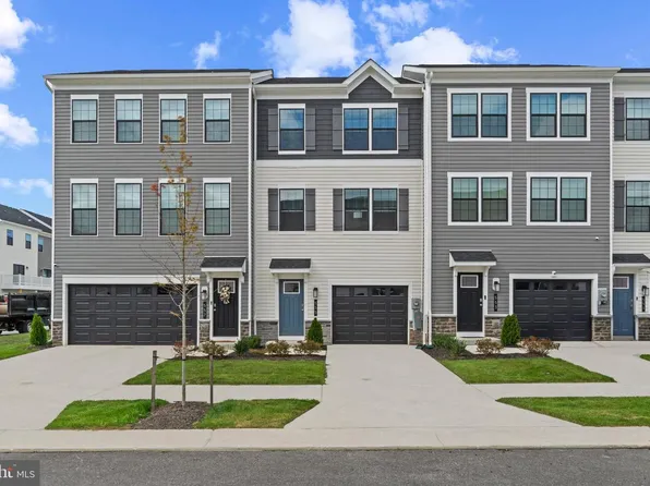 256 Soft Rush Ln, La Plata, MD 20646