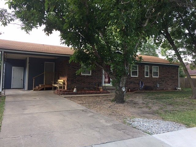 1st image of 909 W 16th St