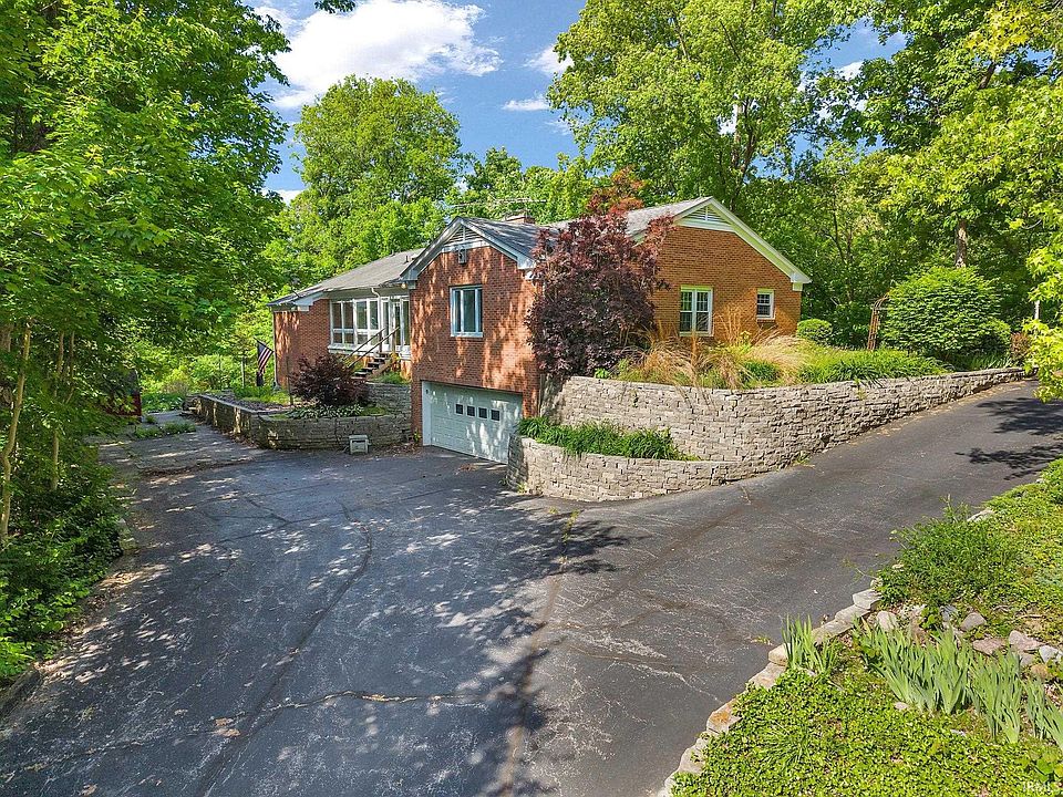 1st image of 9 Elvernan Dr