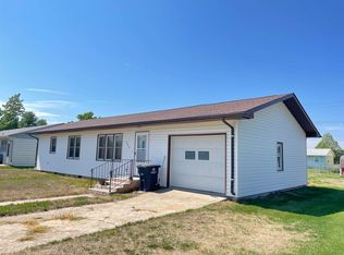 505 Augusta Ave, Bassett, NE 68714